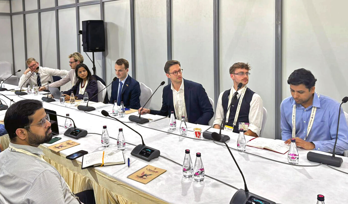 Roundtable participants exchanging on barriers and opportunities for the digital cooperation between India and Germany